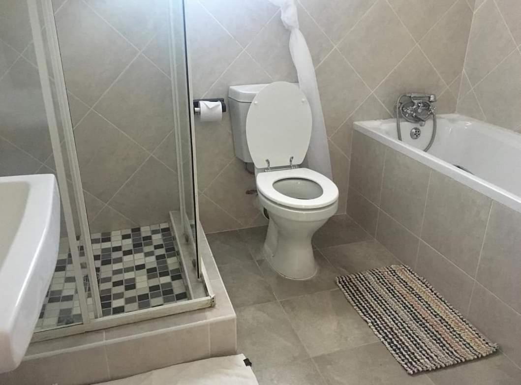 Aandrus Guesthouse Bloemfontein Ngoại thất bức ảnh