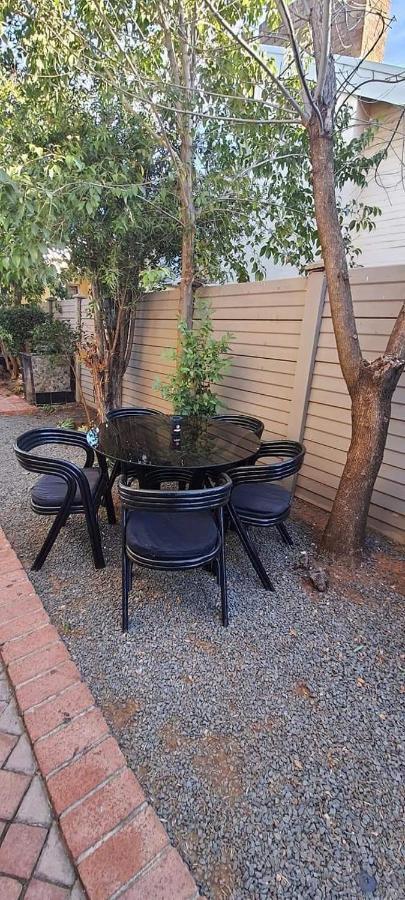 Aandrus Guesthouse Bloemfontein Ngoại thất bức ảnh