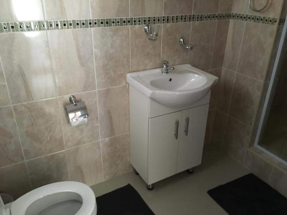 Aandrus Guesthouse Bloemfontein Ngoại thất bức ảnh